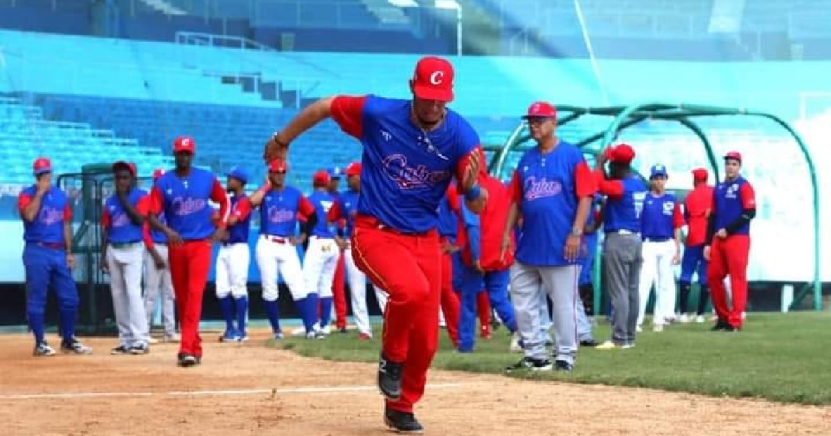 Cuban Baseball Players Showcase Talents to International Scouts in Havana