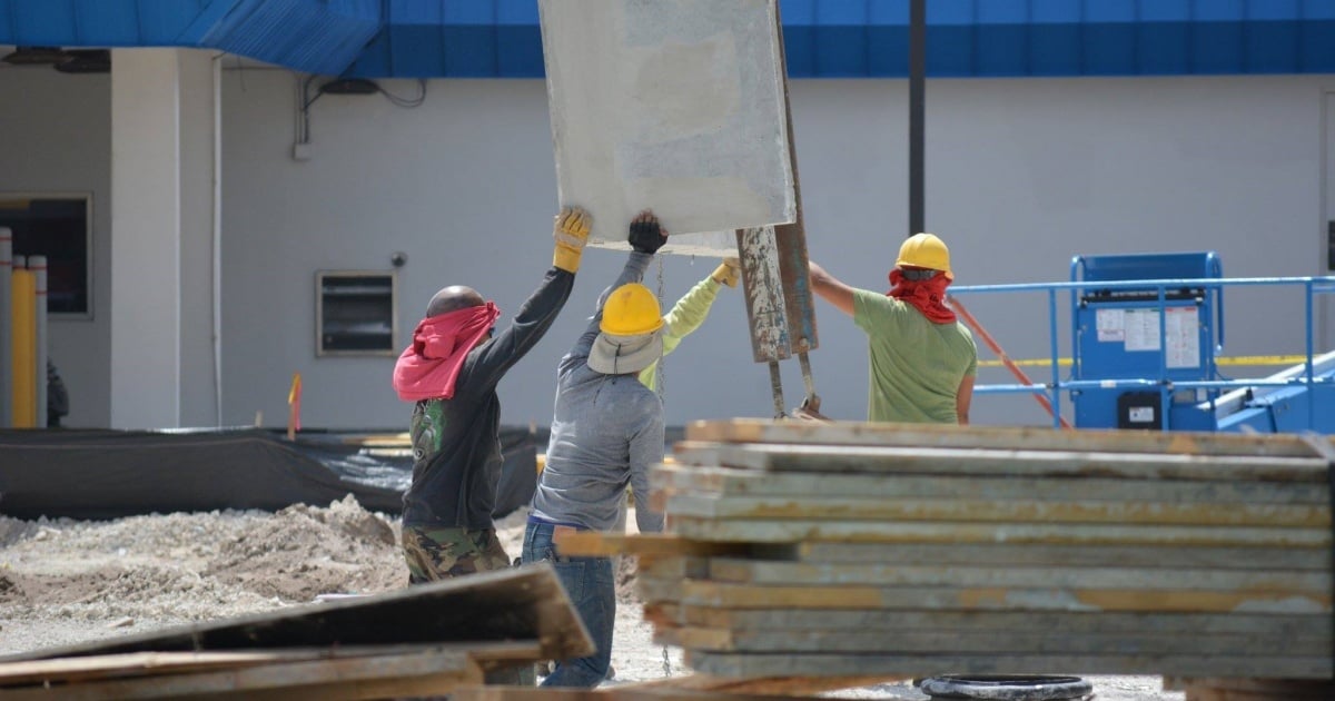 Trabajadores en Estados Unidos (Imagen de referencia) © Pix4free