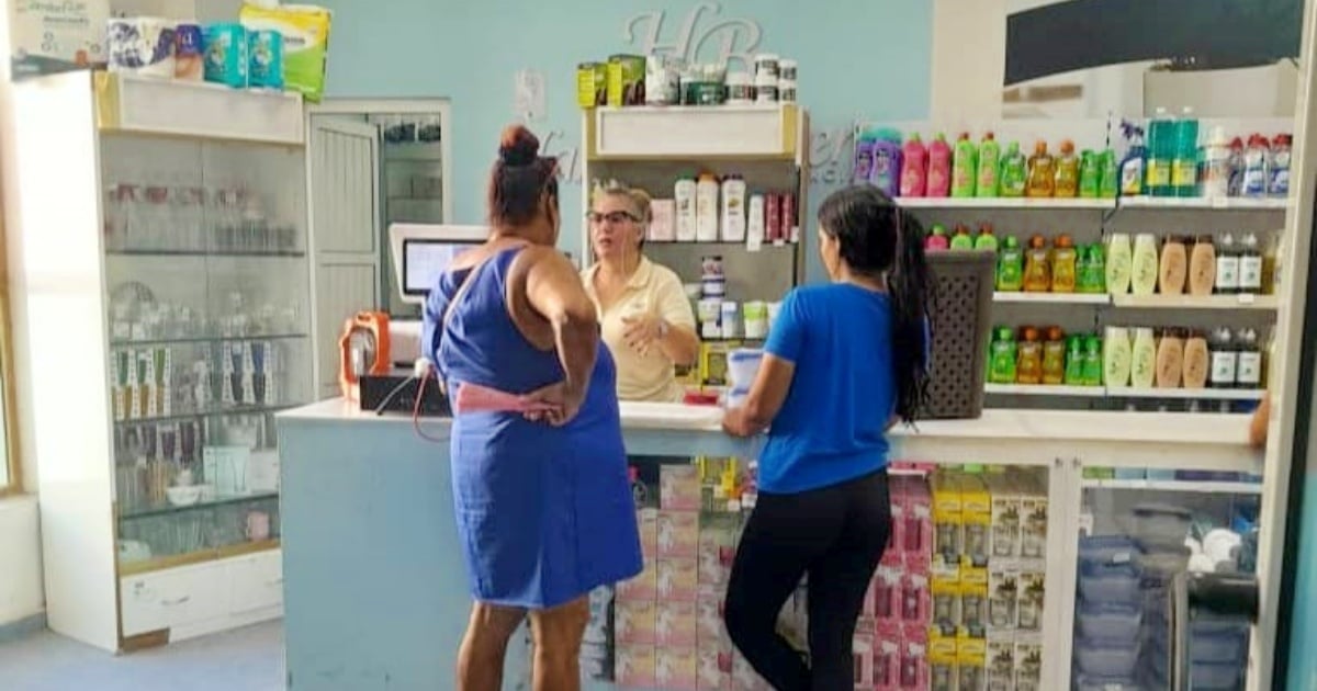 Some Stores in Cuba Now Accept Cash Payments in Foreign Currency