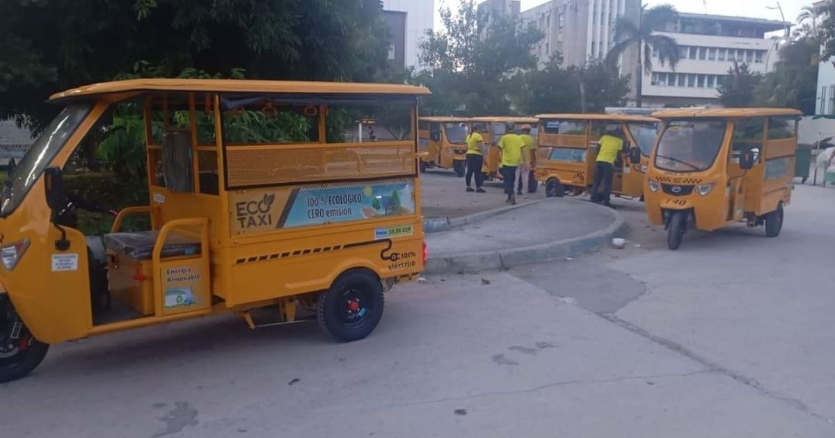 Triciclos en La Habana © Facebook / Taxis-Cuba Empresarial