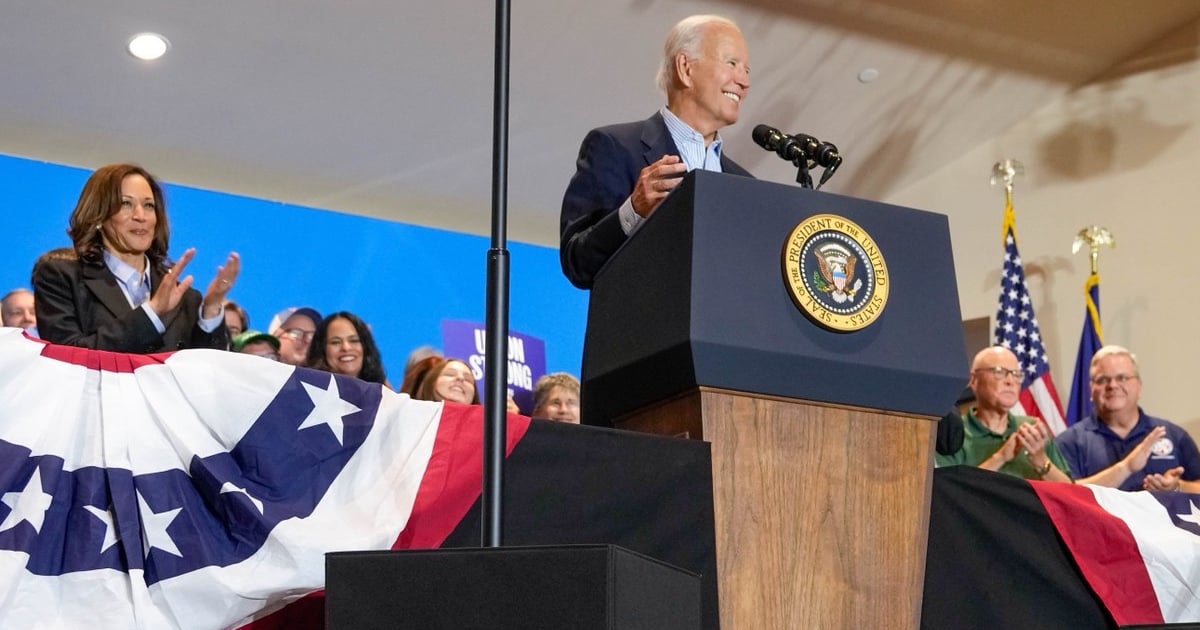 @JoeBiden © Kamala Harris y el presidente joe Biden.