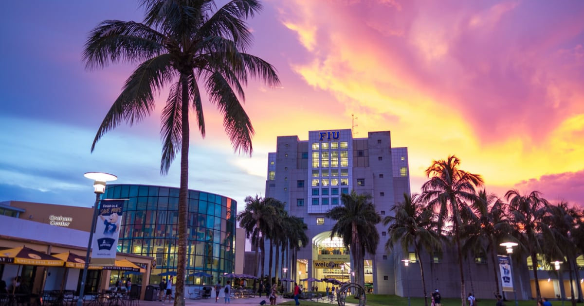 Universidad Internacional de la Florida © DaveBenRoberts wikipedia 