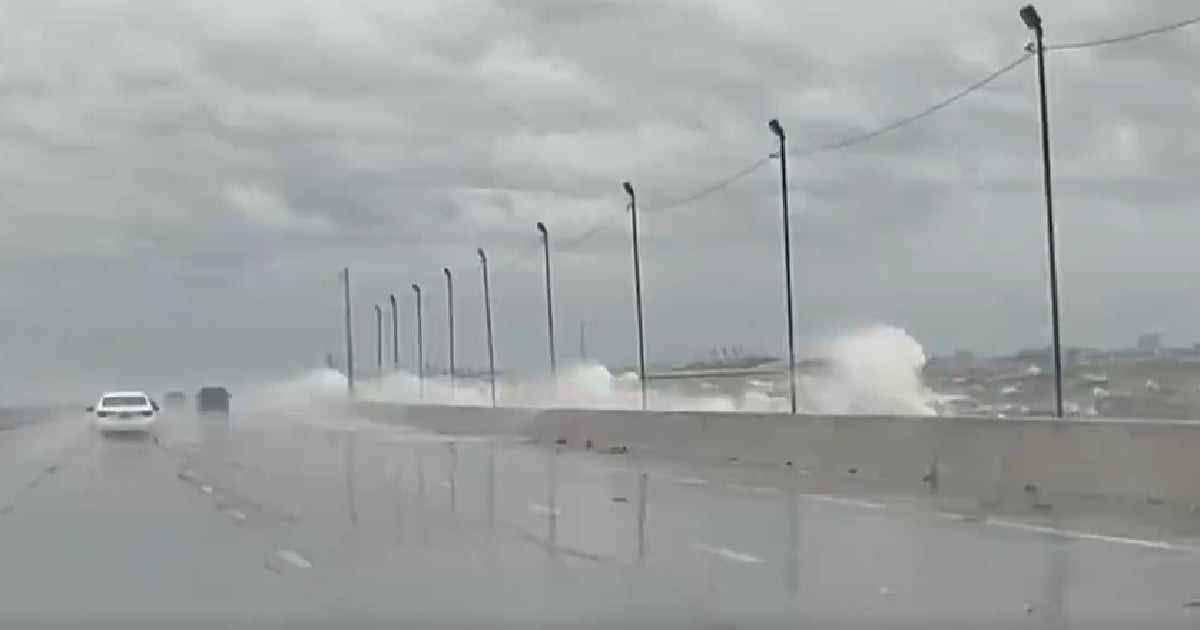 Costas de Florida (Huracán Helene) © X/@UHN_Plus