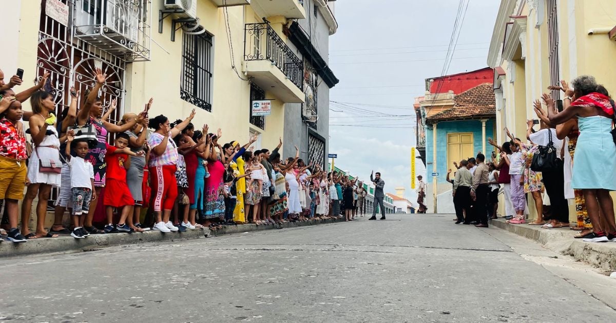 Pregnant Women and Mothers Gather at Santiago de Cuba Church to Praise God