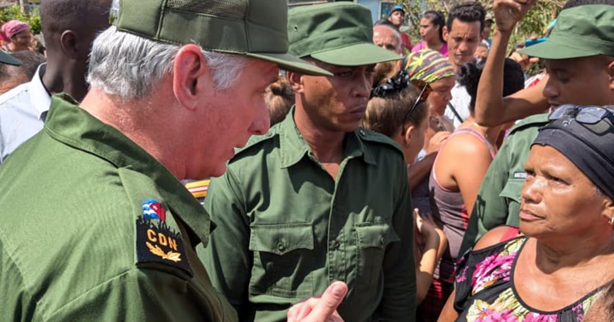 Mujer enfrenta al mandatario Miguel Díaz-Canel © Alina Perera Robbio