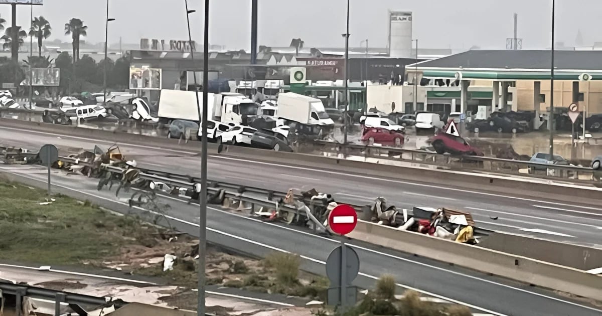 Autovía de acceso a Valencia © X / Lua222 