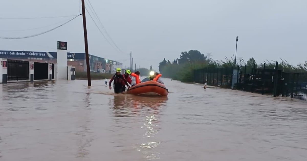 Rescate de personas © X/@BombersValencia