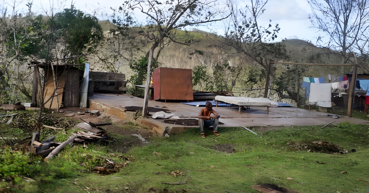 Familia de Guantánamo perdió su vivienda durante huracán Oscar © Facebook/Daniel Ross Dieguez