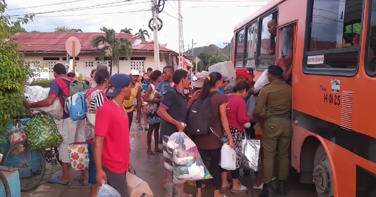 Evacuación masiva en San Antonio del Sur © Facebook/Miguel Noticias