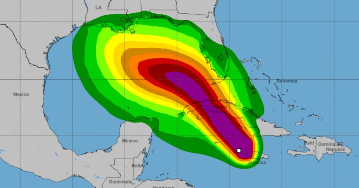 Pronóstico de afetaciones por los vientos de Rafael © NOAA