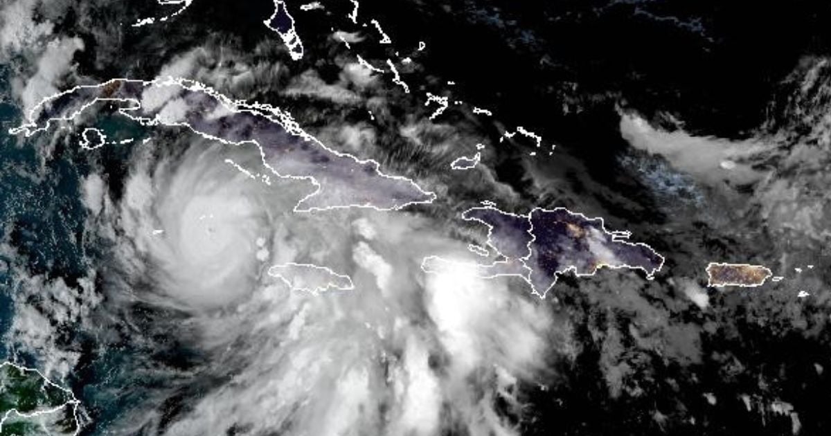 Tormenta Tropical Rafael © NOAA