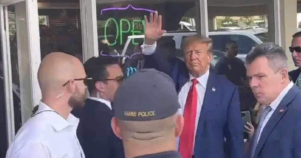 Trump en el Versailles de la Calle 8 © Captura de video