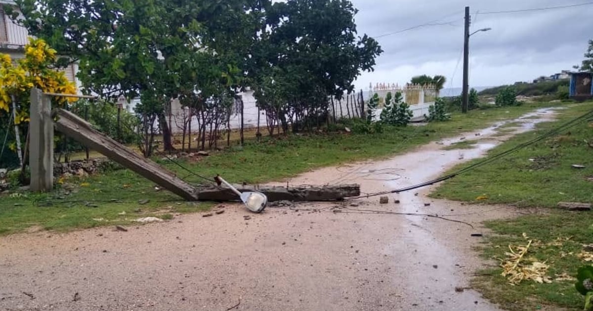 Cuban Government Declares Eastern Provinces Safe as Hurricane Rafael Approaches