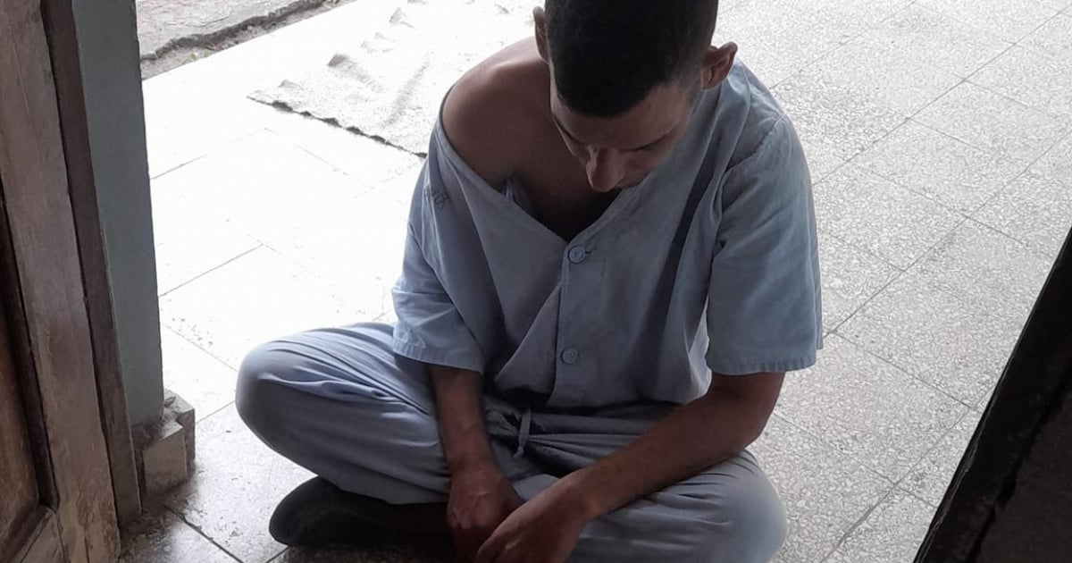 Patient Flees Las Tunas Psychiatric Hospital Due to Starvation and Neglect