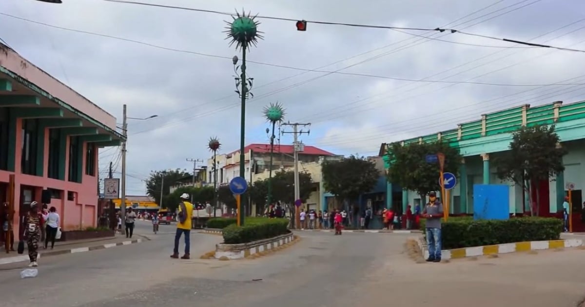 Jeep and Motorcycle Collision Claims at Least One Life in Santiago de Cuba