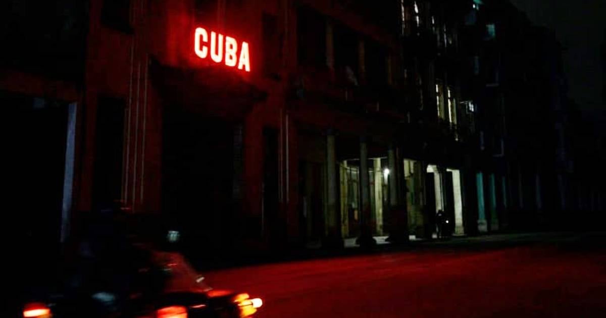 Cuba Faces Ongoing Power Outages Due to Over 1,300 MW Electricity Shortfall