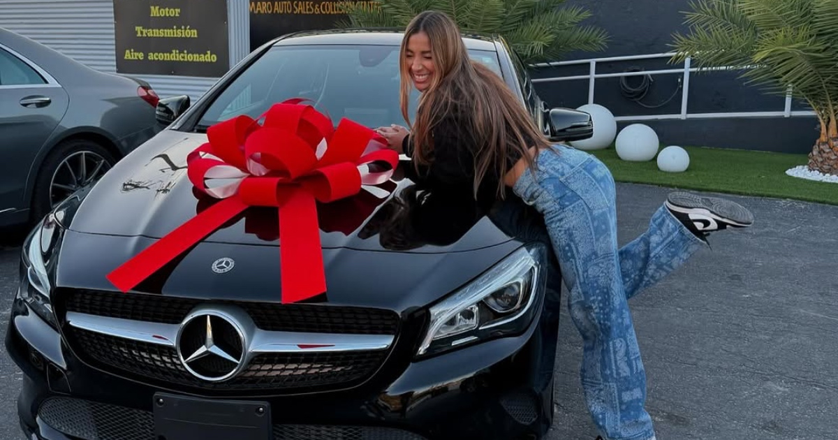 Samantha Hernández Celebrates Miami Milestone with New Mercedes-Benz After Just Seven Months