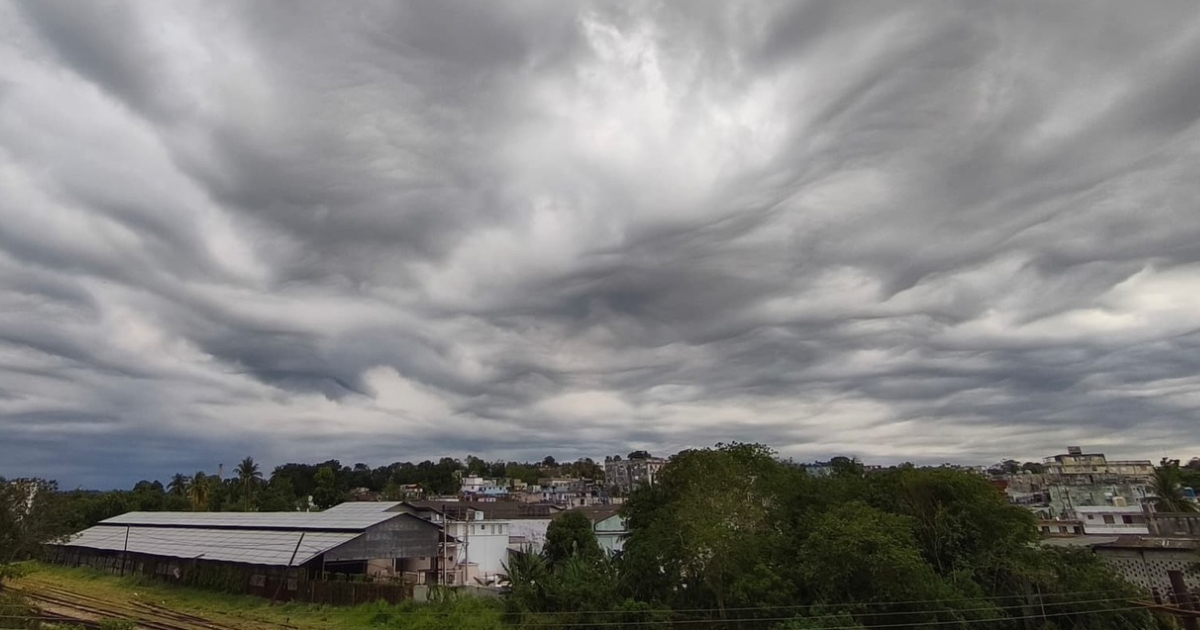 Nube Asperitas © Facebook/Adrian Molina Aguilera