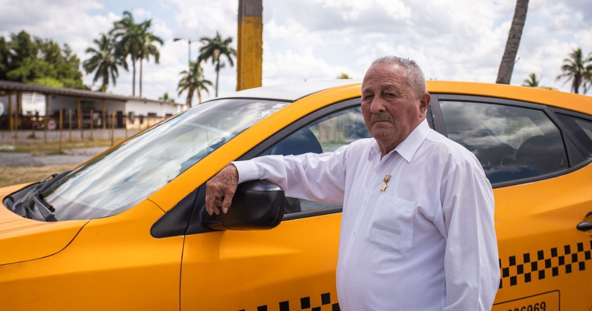 Norberto, the Veteran Viñales Taxi Driver Who Won't Quit After Five Decades