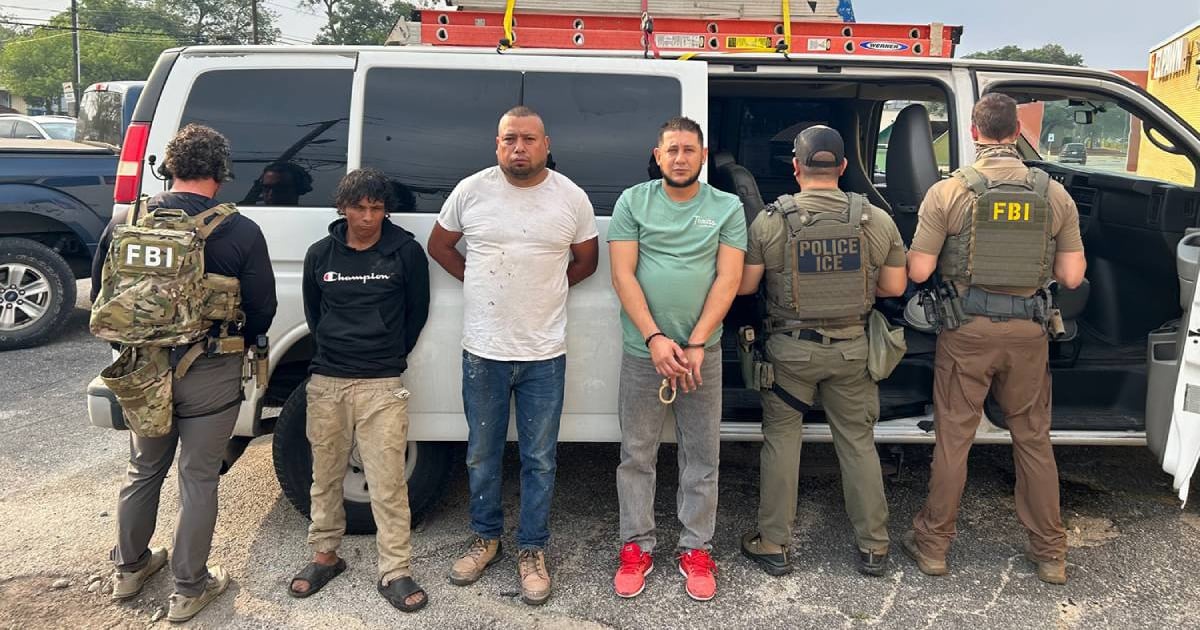Cuban Migrant with Criminal Record Detained in Large-Scale Texas Operation