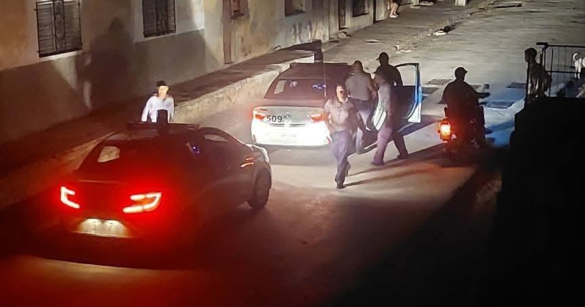 Tres personas fueron detenidas durante protesta por apagones en Manzanillo