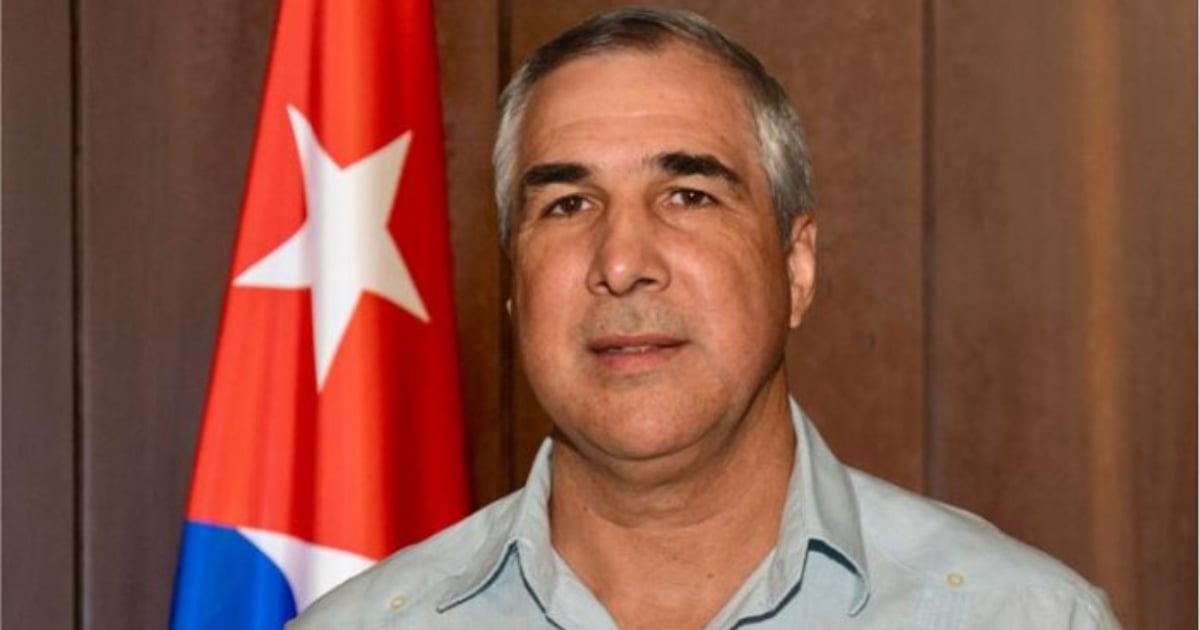 Cuban Government Describes ETECSA Restrictions as "Painful but Temporary" Actions