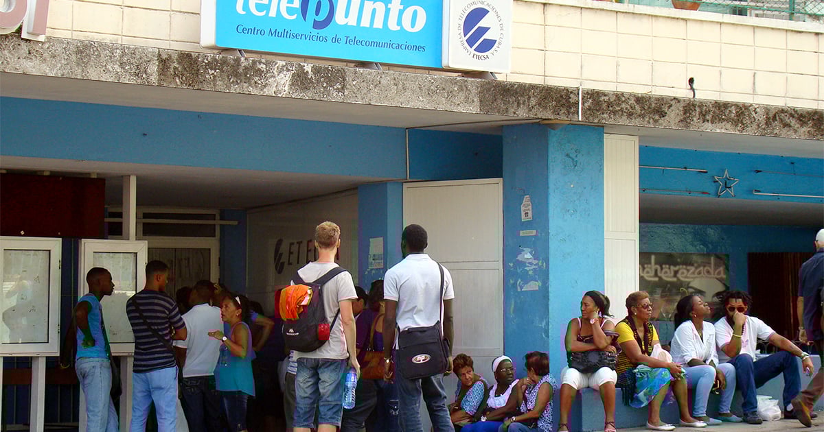 ETECSA's Dubious Dollar Valuation in New International Top-Up Offers
