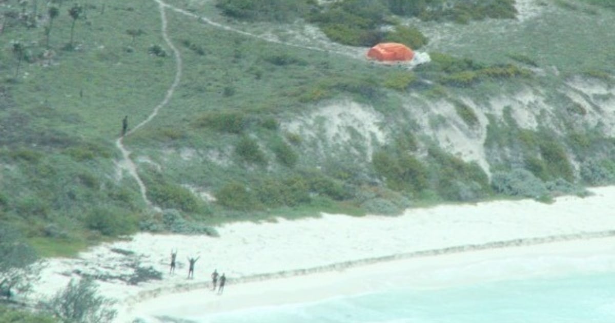 Five Cubans Rescued by U.S. After 17-Day Stranding on Bahamas Cay