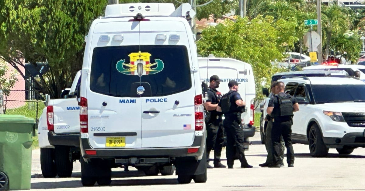 Weapons Cache Discovered in Miami Home Sparks Bomb Squad Deployment