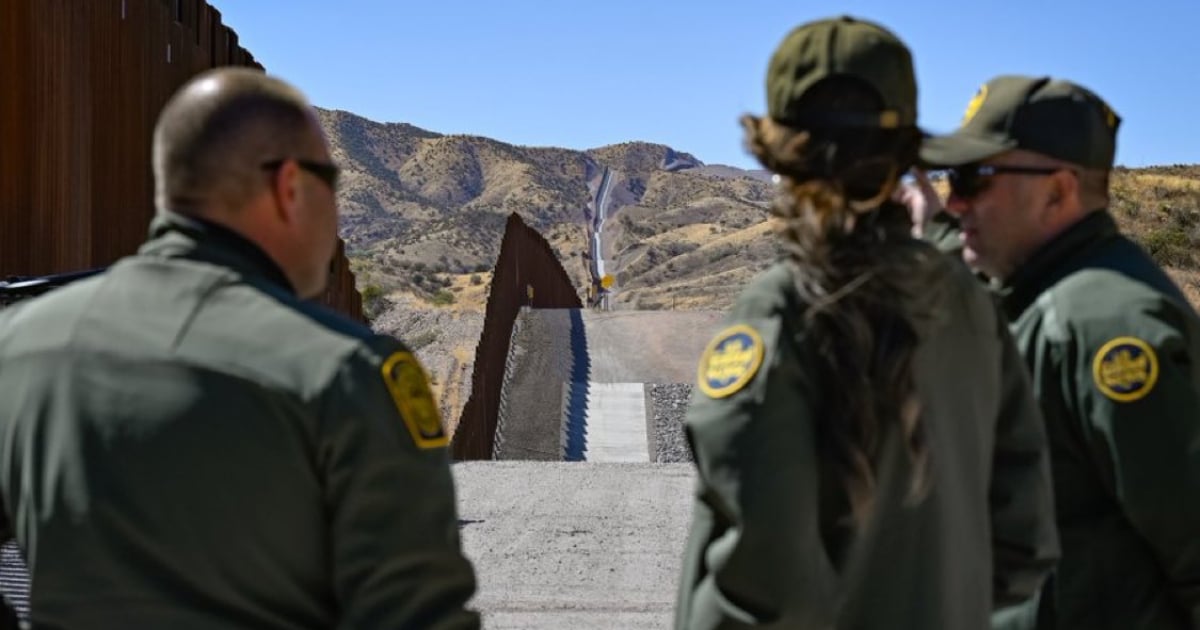 U.S. May See More Migrants Leaving Than Arriving for the First Time in 50 Years