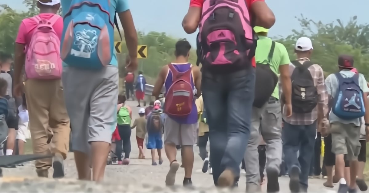 Migrant Caravan Journeys Through Mexico in Search of New Possibilities: "The American Dream is Over"