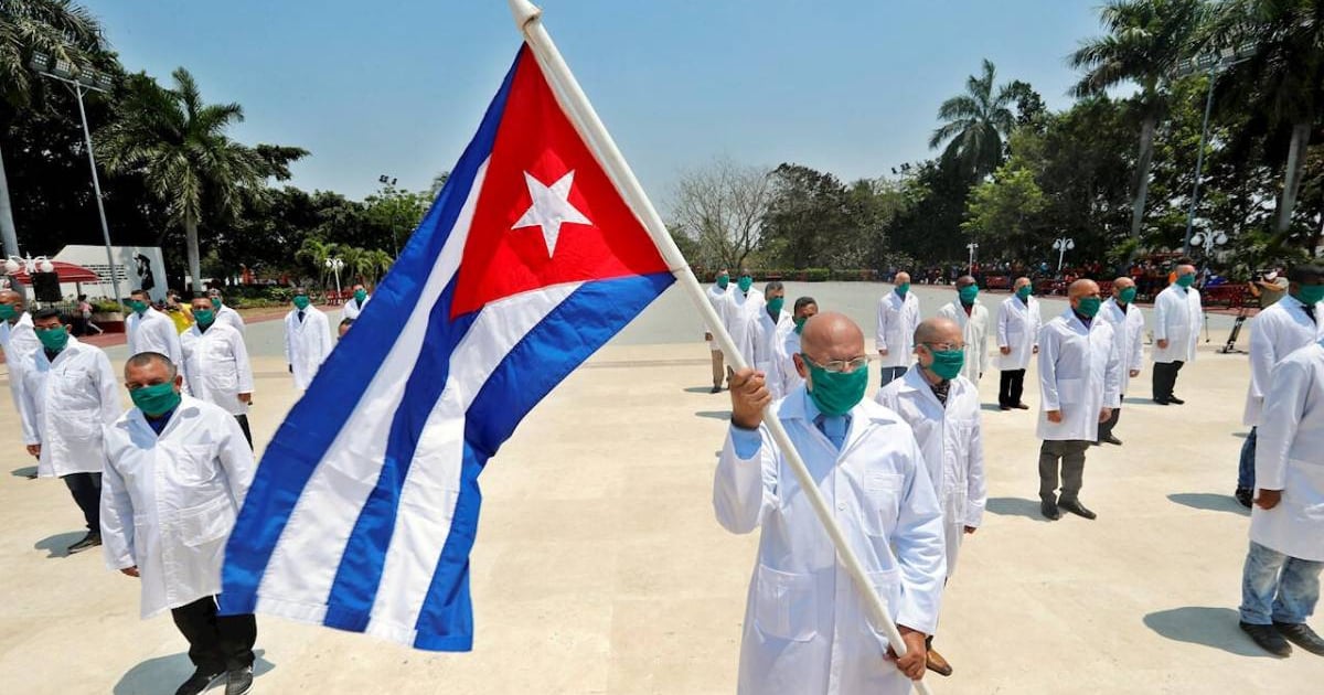 Régimen cubano afirma que no abandonará la exportación de servicios médicos tras sanciones de EE.UU.