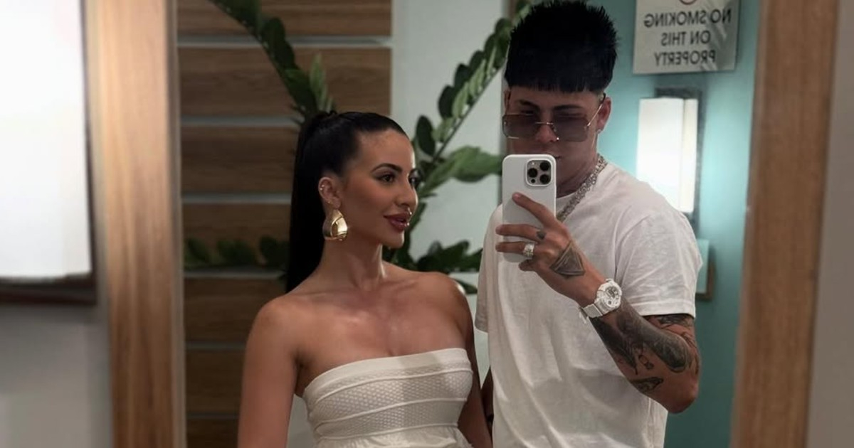 Fans React to Juliette and El Flaco's Breakup: Divided Opinions on Podcast De La Vida