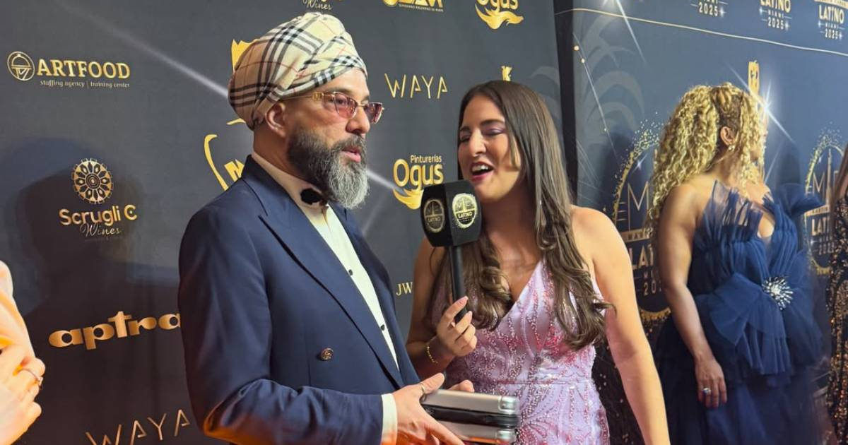 Alexander Otaola strikes out against television at the Latin Martín Fierro Awards Miami 2025