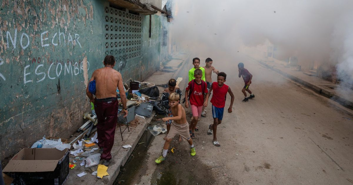 Cuba reports over 4,400 cases of undiagnosed fever and 101 patients in intensive care