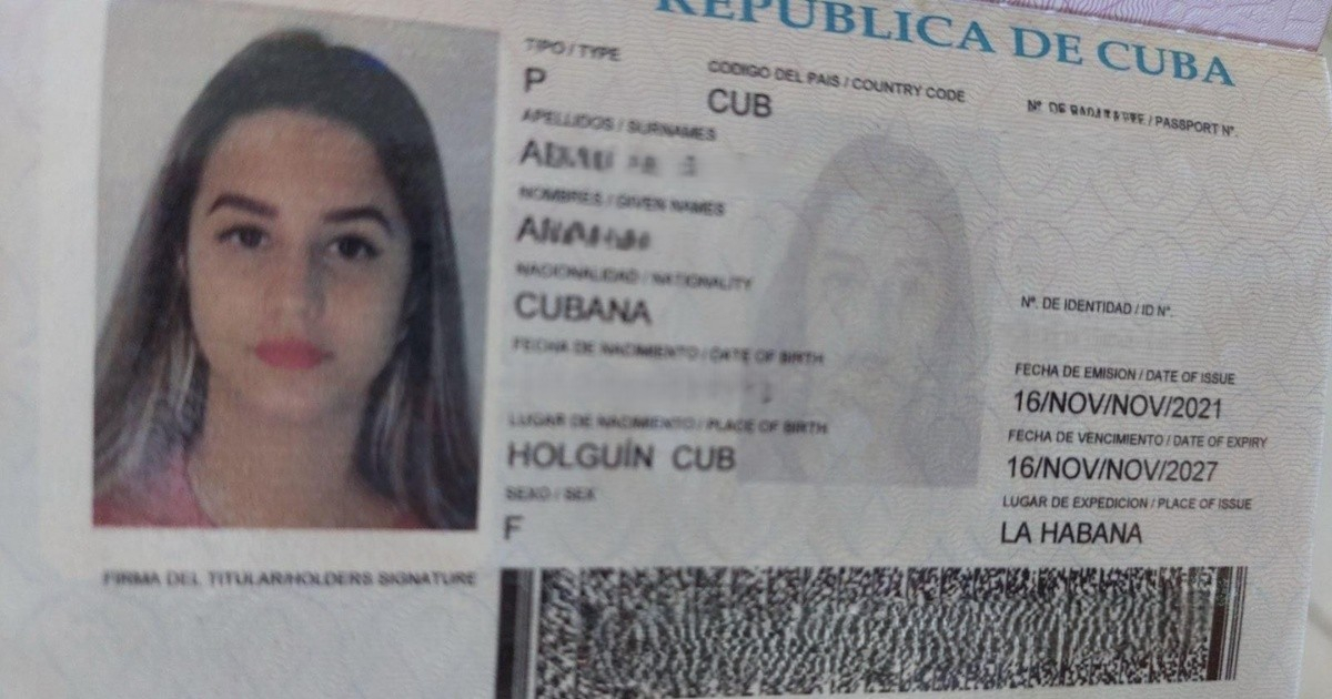 Reward Offered in Holguín for Lost Bag Containing Passport, Residency, and Family Photos