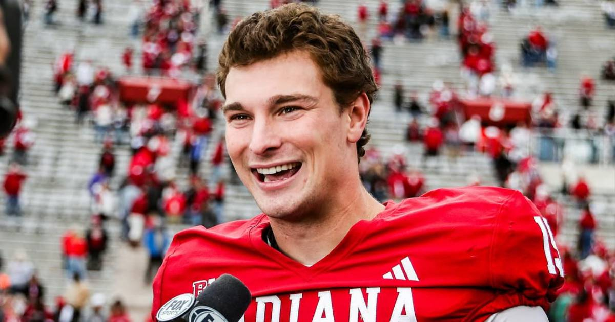 Candidate for Top College Football Player in the U.S. Boasts Cuban Heritage