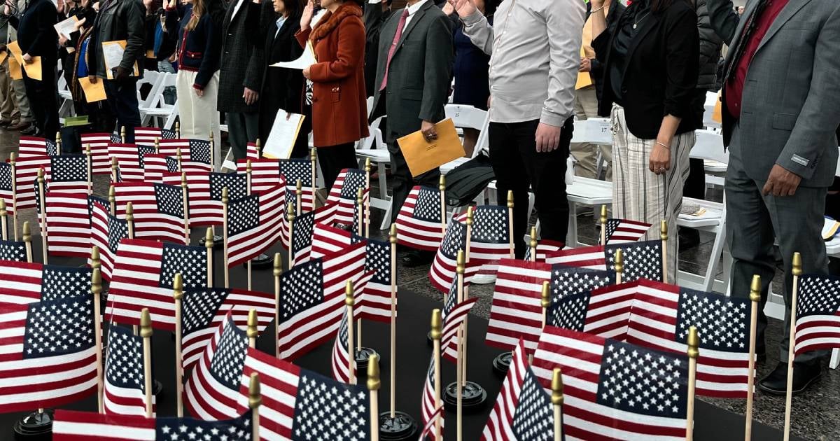 Immigrants from "Banned Nations" Removed from U.S. Citizenship Ceremony Lineup