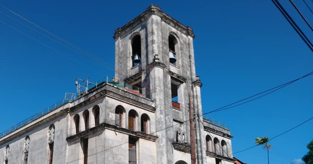 The regime expels Mexican priest for ringing the bells during a protest in Havana