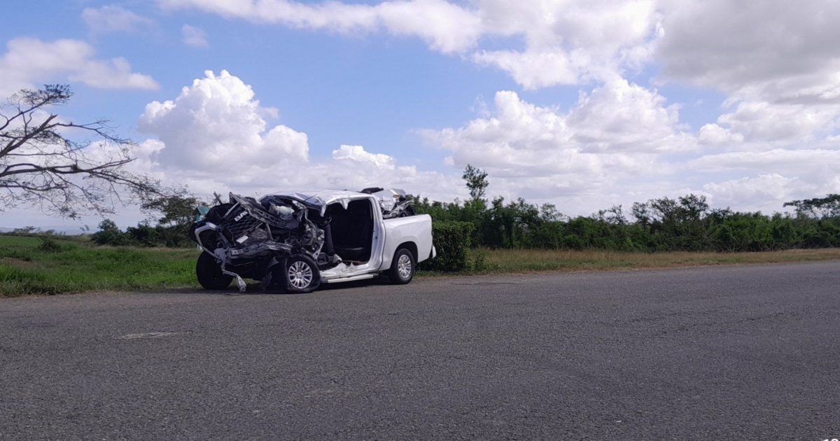 Driver in Critical Condition Following Santiago de Cuba Highway Crash