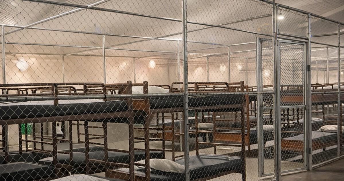 Cubans Demand Freedom in Protest at Alligator Alcatraz Detention Center