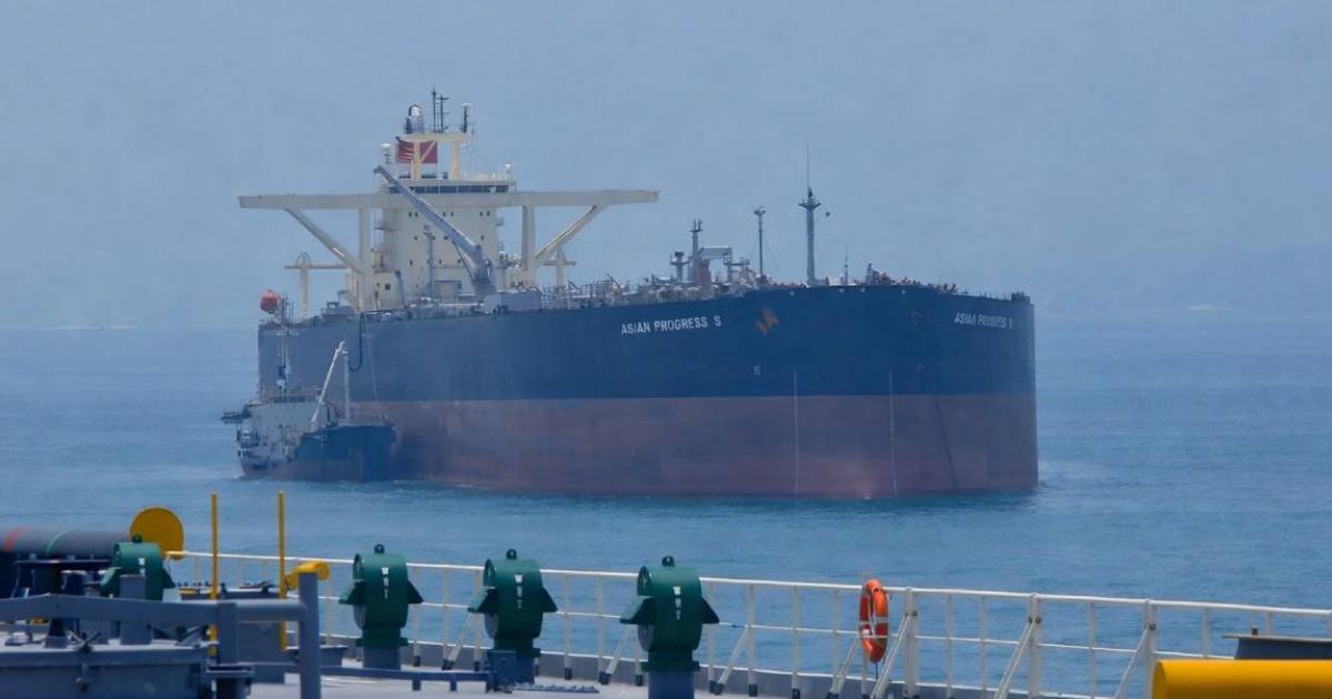 Tensions Rise in the Caribbean: Venezuelan Oil Tanker Retreats Amid U.S. Interception Concerns