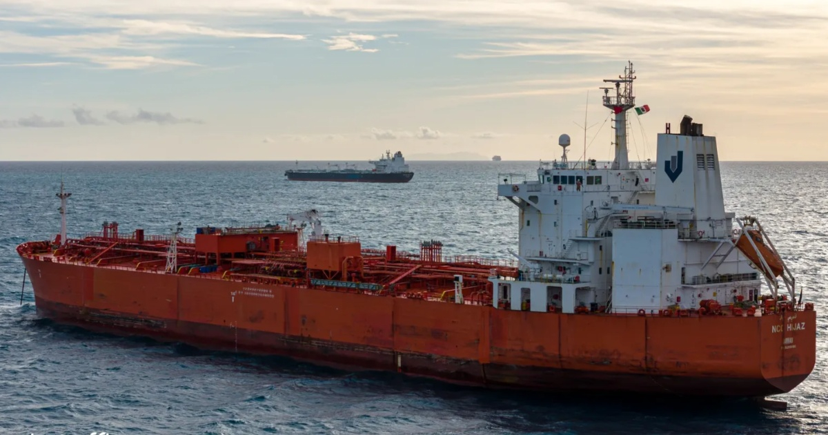 Sanctioned oil tanker arrives at the coast of Matanzas with Russian crude