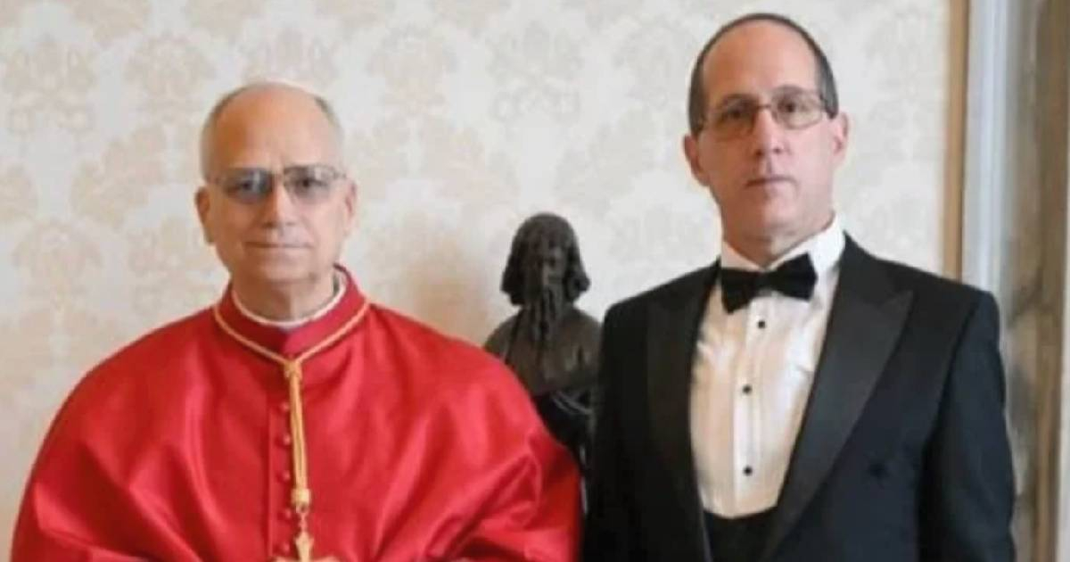 Pope Leo XIV Welcomes Cuba's New Envoy to the Vatican