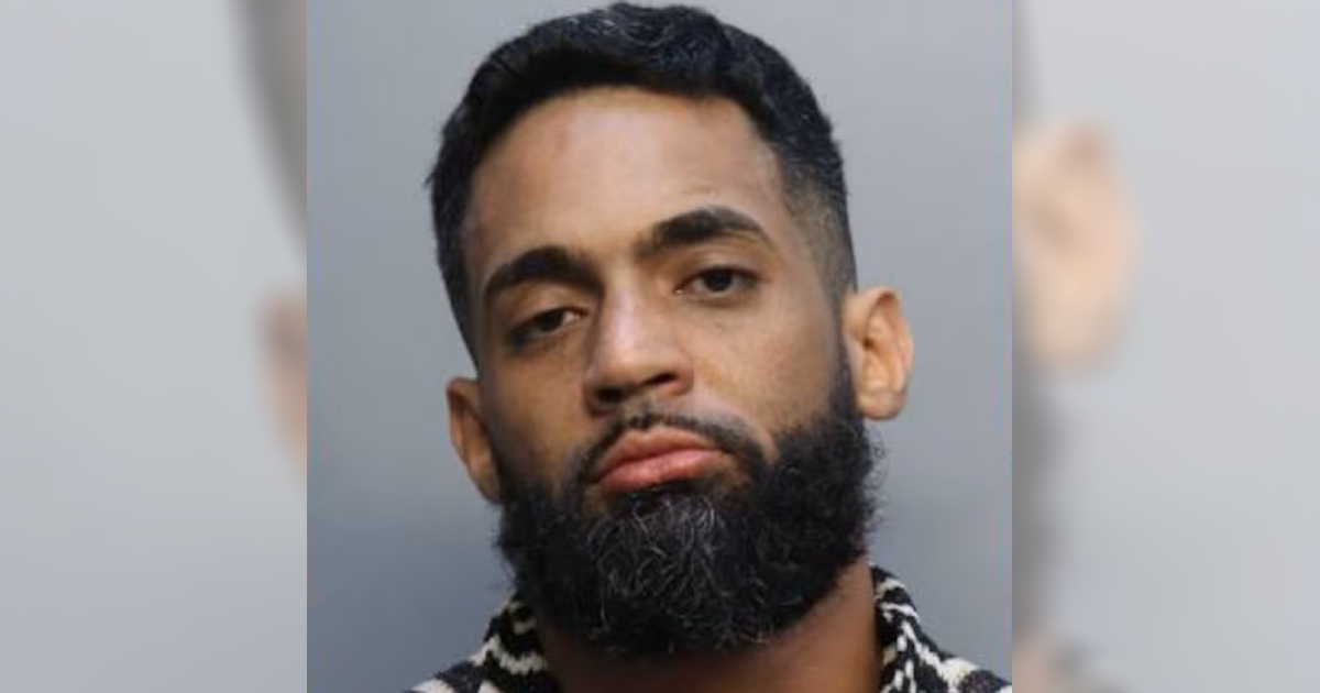 Cuban Man in Miami Faces Serious Charges for Theft and "Outrageous" Acts
