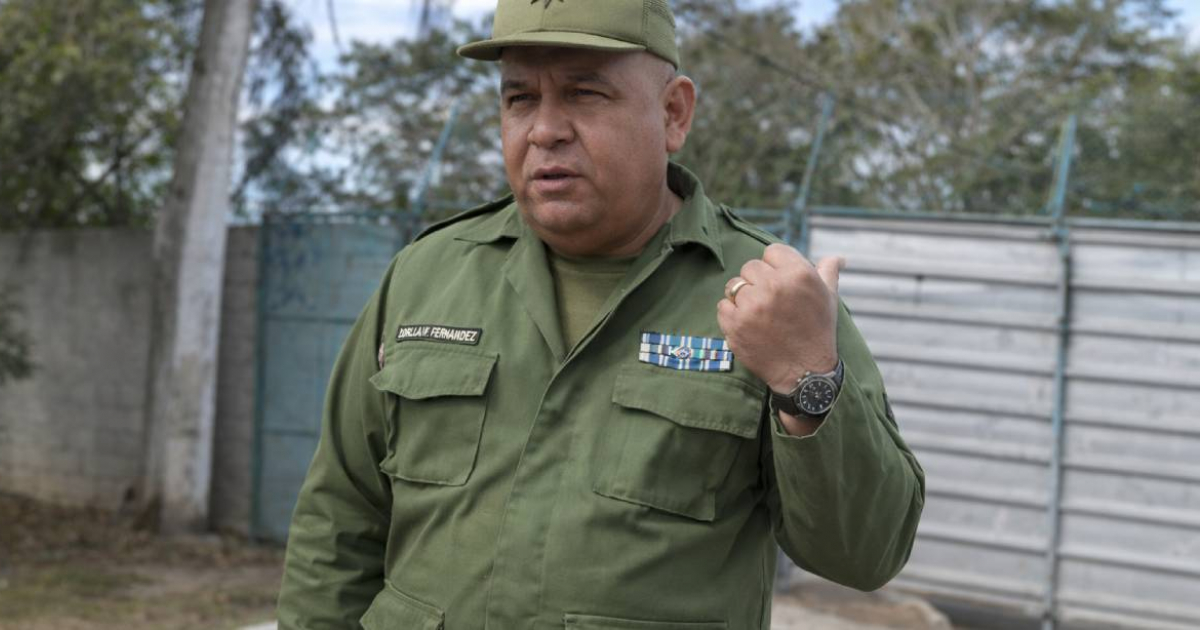 Lieutenant Colonel threatens relatives of prisoners in Cuba: "Don't make this difficult."