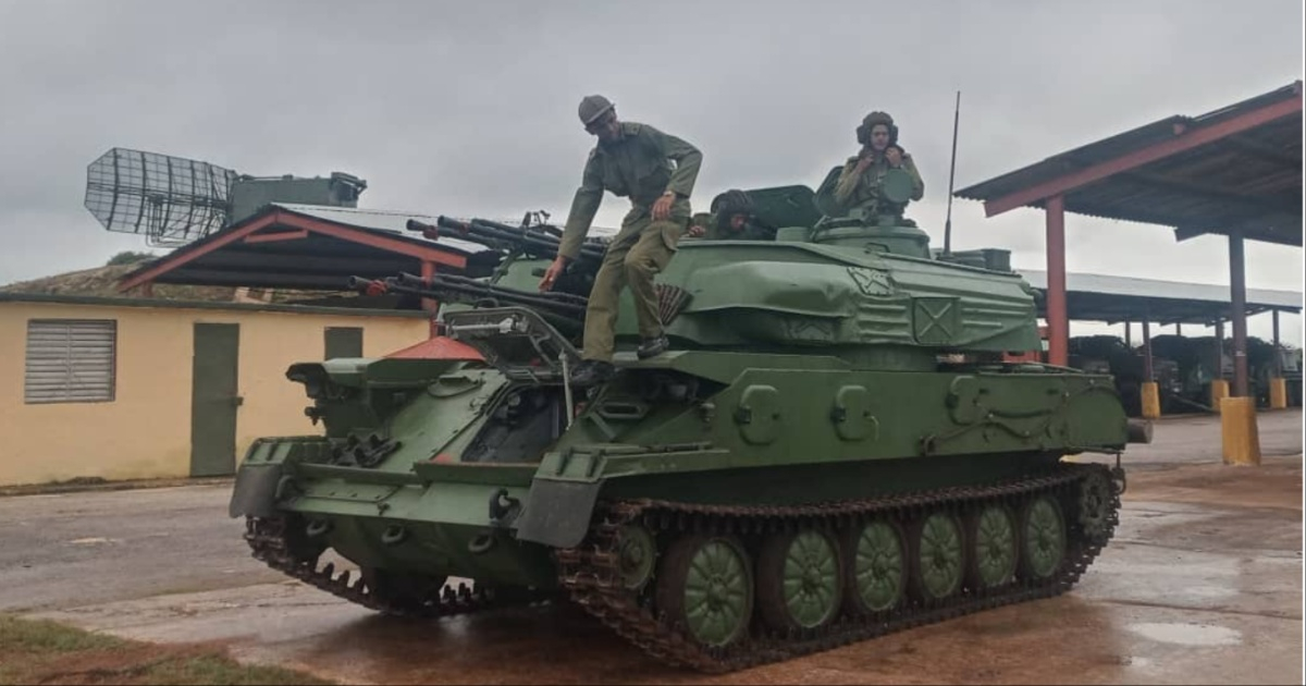 Mothers in Distress: Concerns Rise as Cuban Military Conscripts Put on Combat Alert