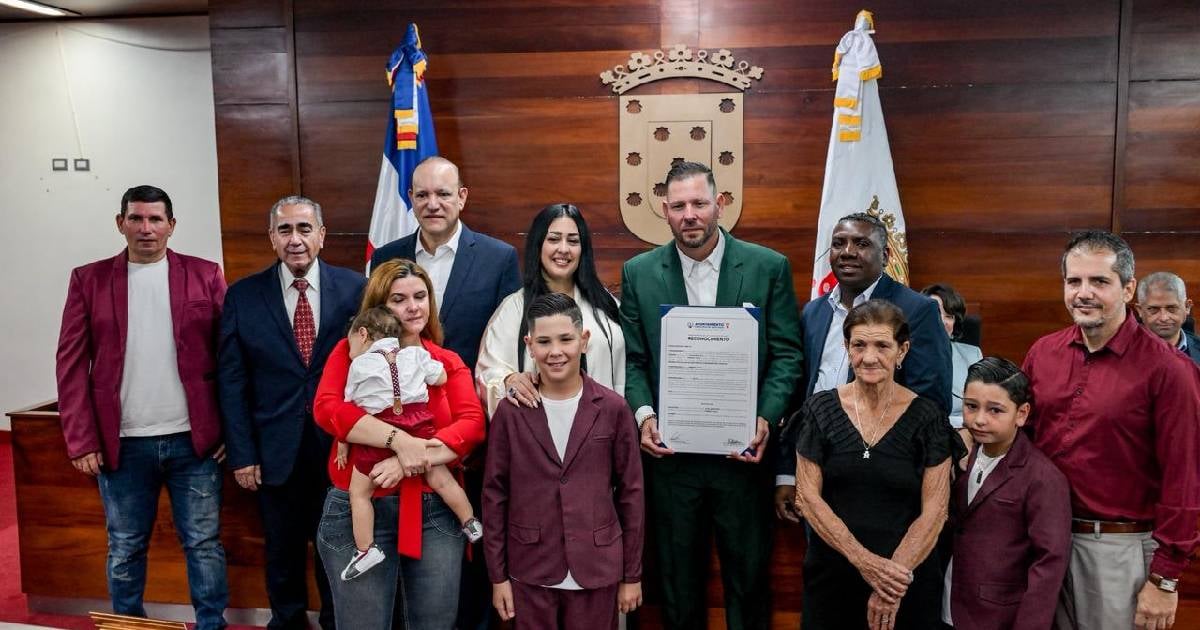 Yunesky Maya: Santiago de los Caballeros’ Adopted Son