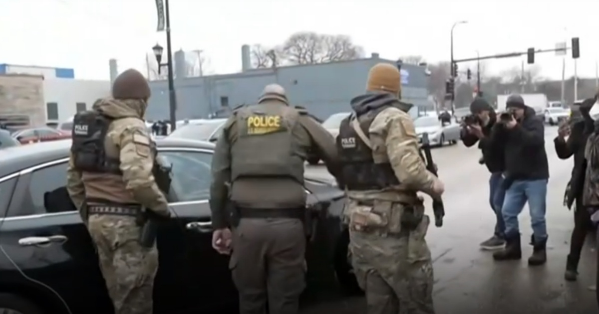 Trump threatens military deployment of 1,500 soldiers in Minnesota