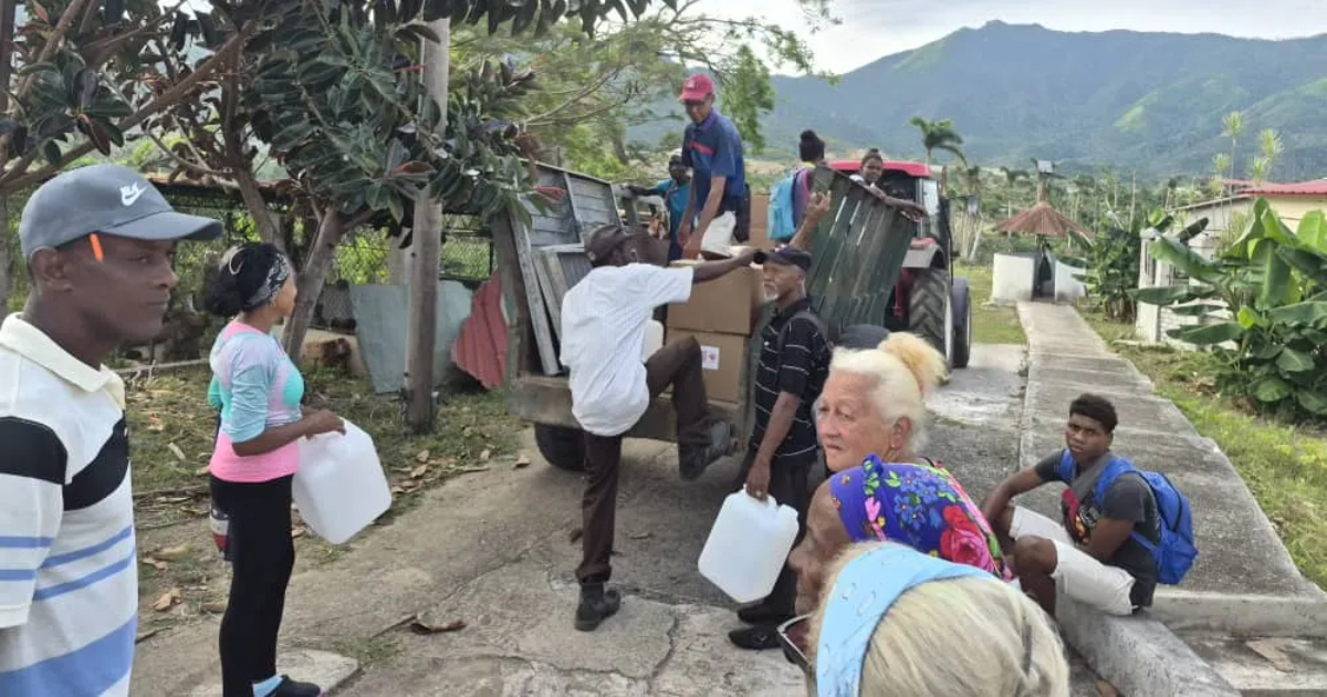 Aid from the U.S. Reaches Over 500 Families in El Cobre